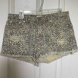 POL Leopard Shorts